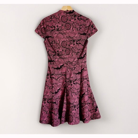 Le Château Pink Black Floral Jacquard Fit & Flare Dress M Baroque Parisian Chic - Picture 11 of 12